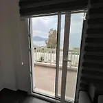 Dolce Italia מלון דירות Radhimë
