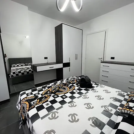 Dolce Italia Apart-hotel Radhimë