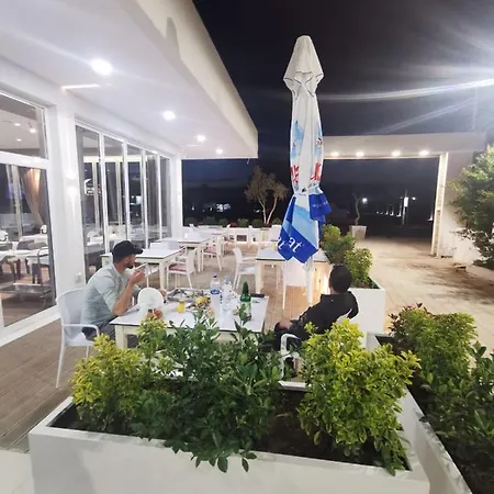 Ξενοδοχείο με διαμερίσματα Dolce Italia