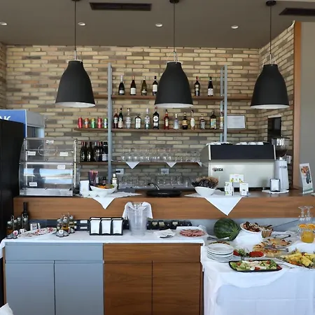 Dolce Italia 3* Radhimë