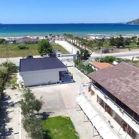 Dolce Italia Aparthotel Radhimë