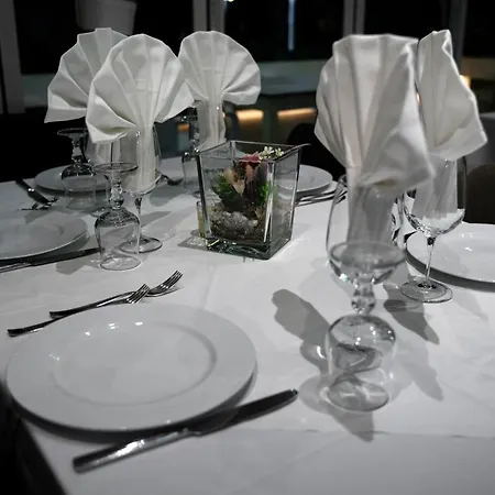 Apartahotel Dolce Italia Radhimë