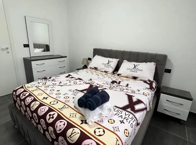 Dolce Italia Aparthotel 3*